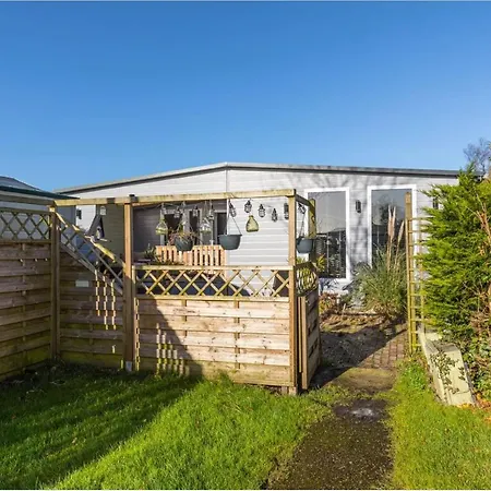Holiday home Oase Aan De Kaag Warmond