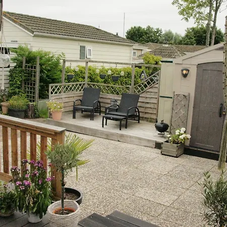 Oase Aan De Kaag Warmond