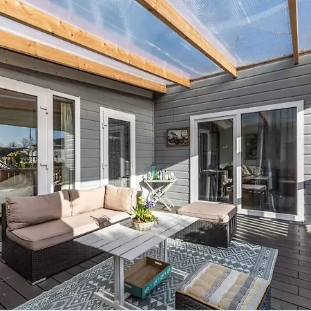 Oase Aan De Kaag Holiday home *