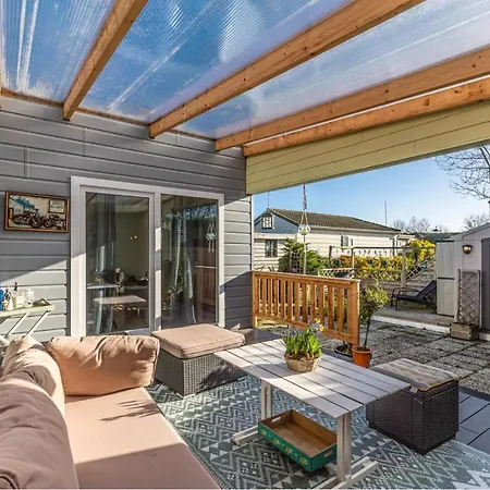 Casa de Férias Oase Aan De Kaag *