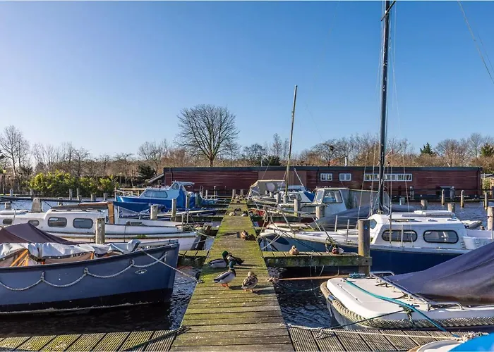 Oase Aan De Kaag Holiday home