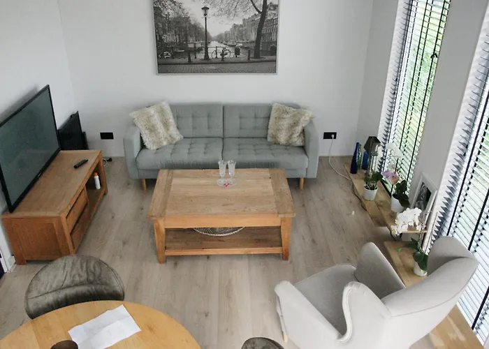 Oase Aan De Kaag Holiday home